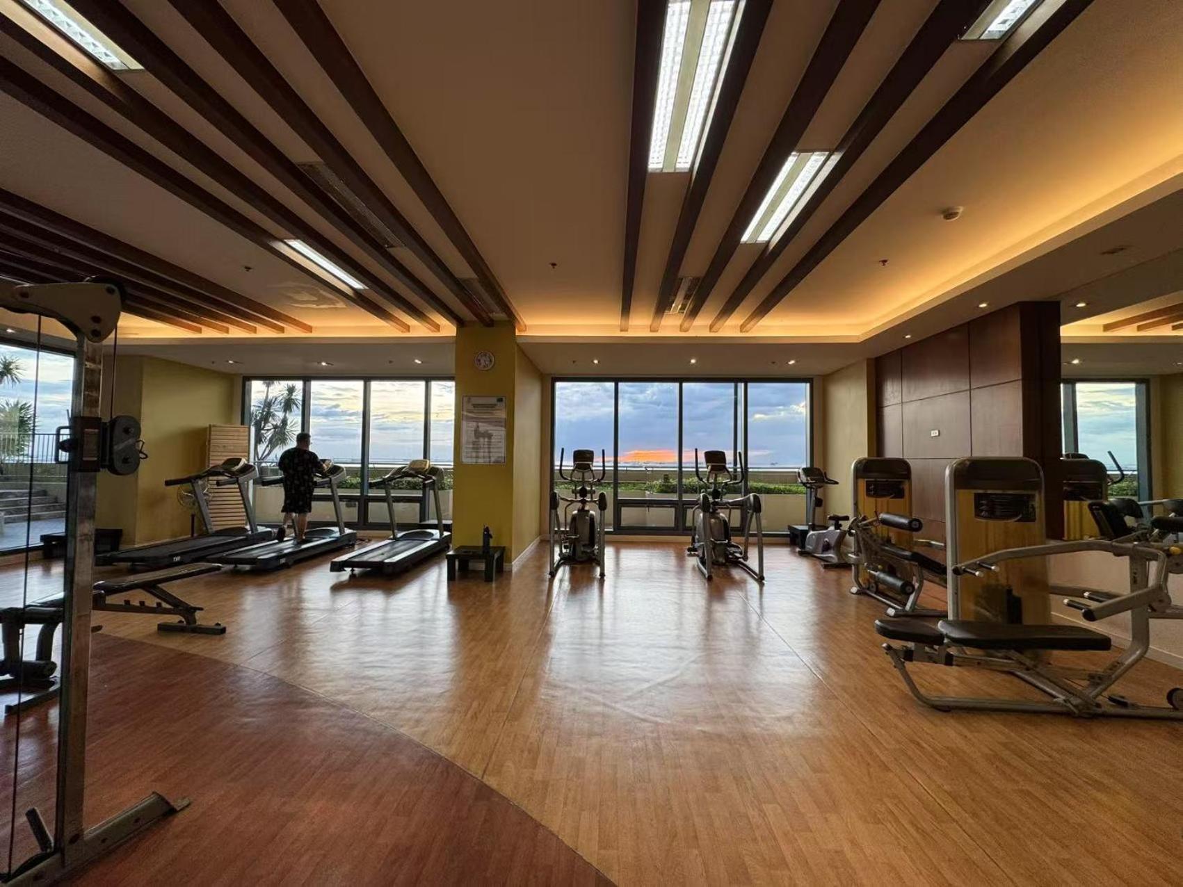Sunset House Roxas Bay Apartman Manila Kültér fotó
